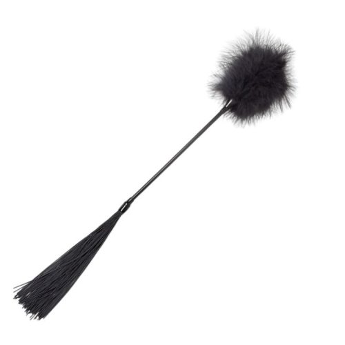 Duster + čierny bič – kvalitná erotická kozmetika